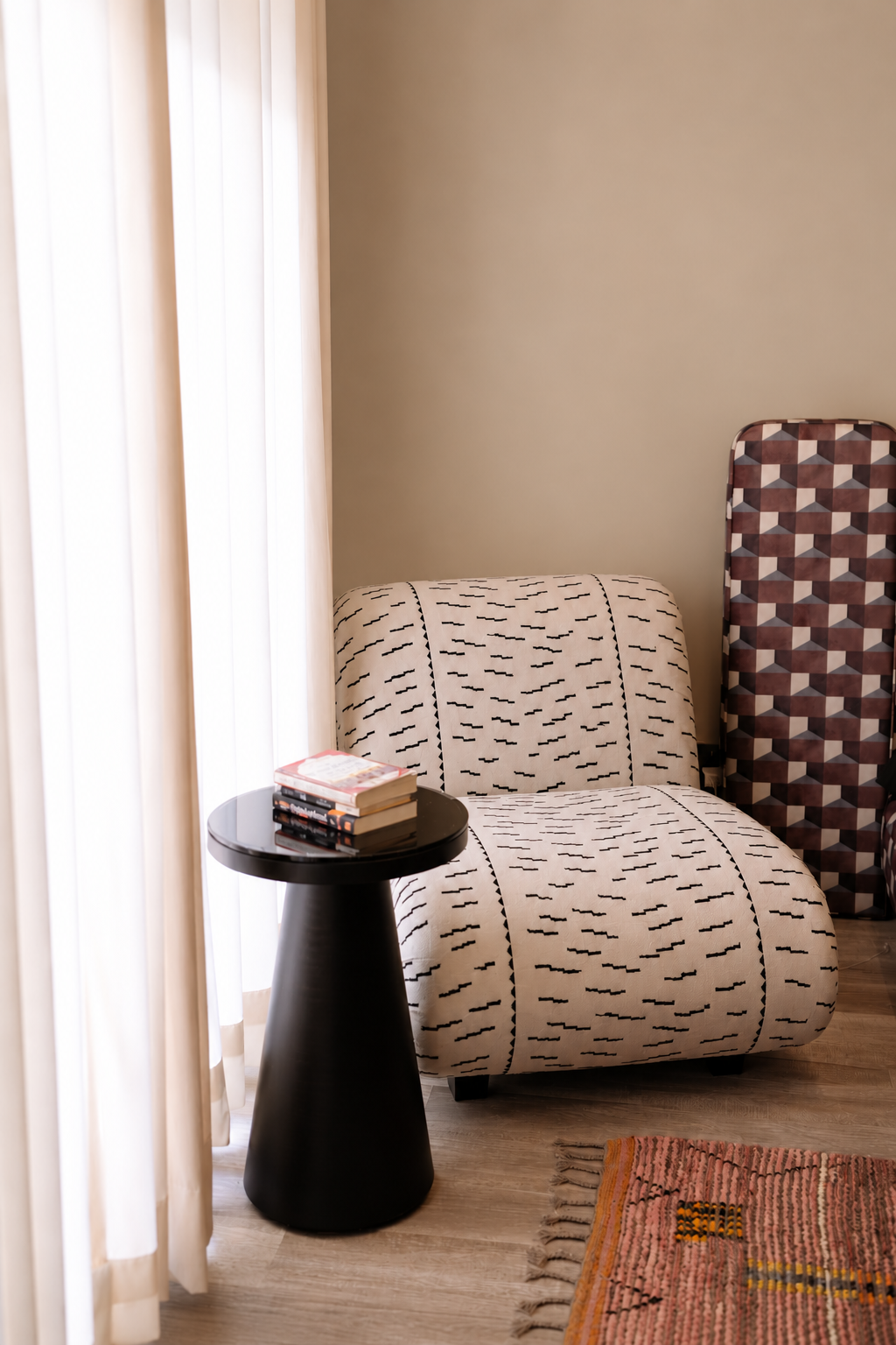 Leni Chair