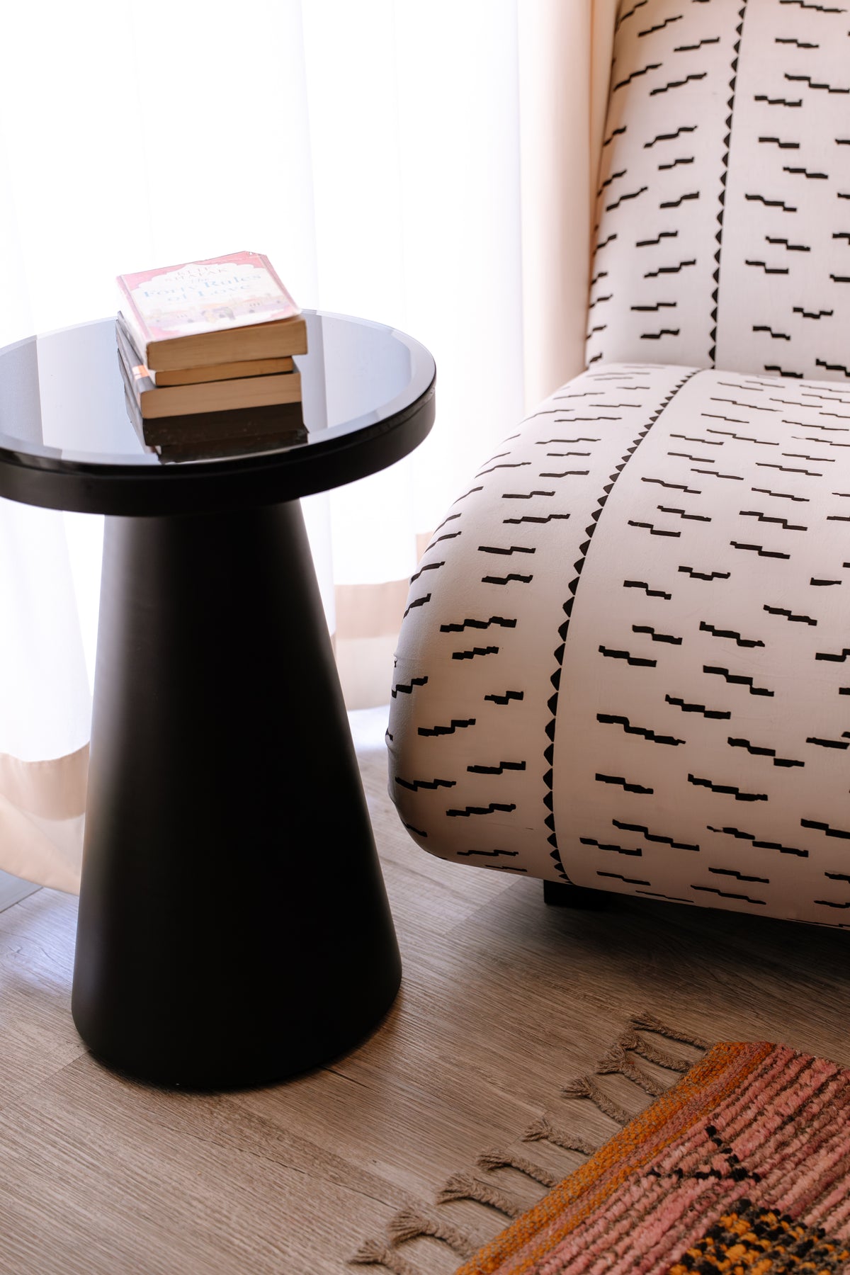 Leni Chair