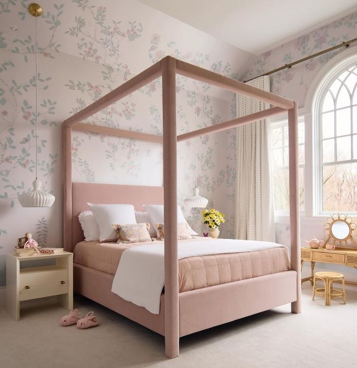 Mosaic Canopy Bed