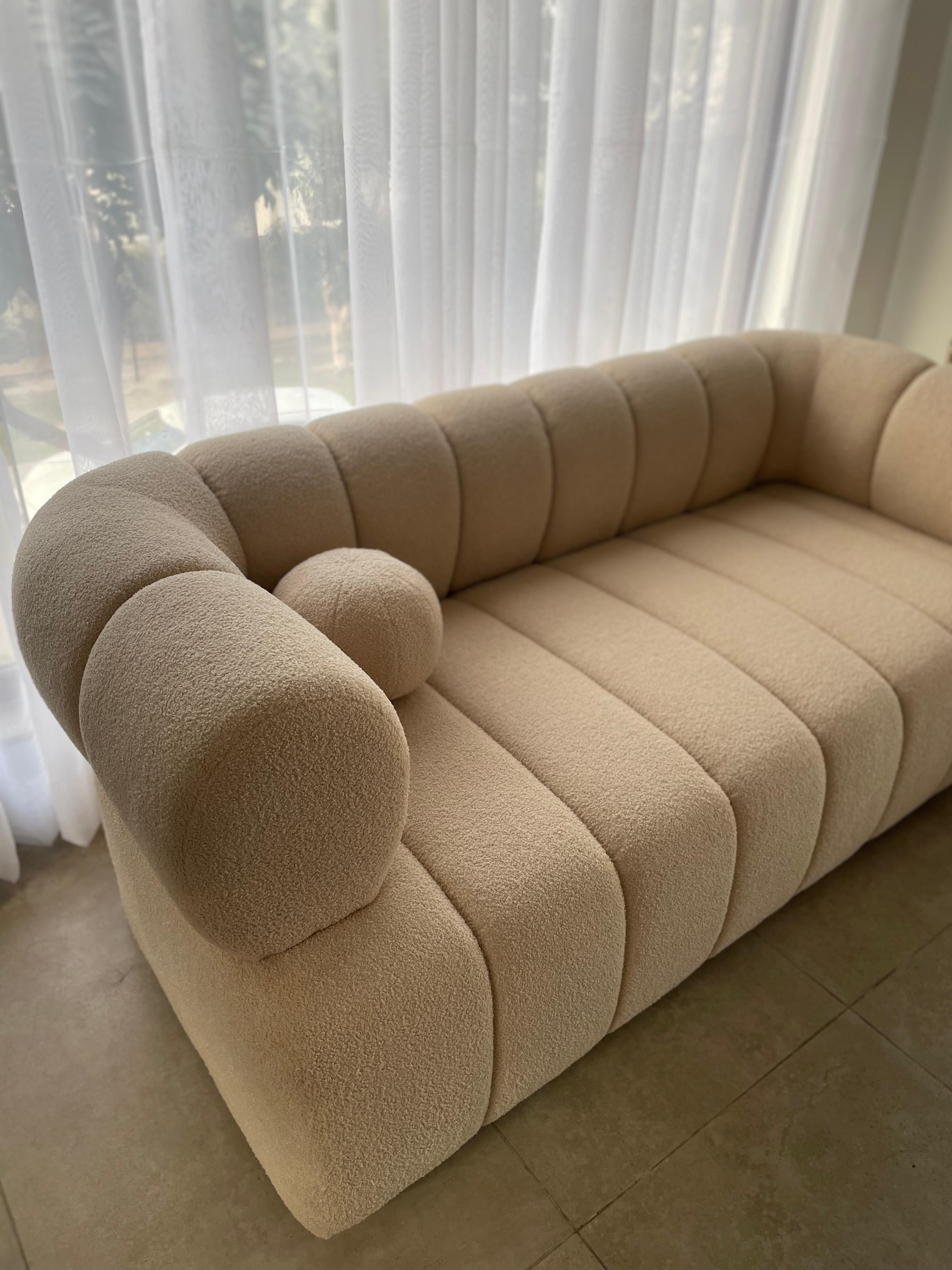 Moss Couch – Interior Flair
